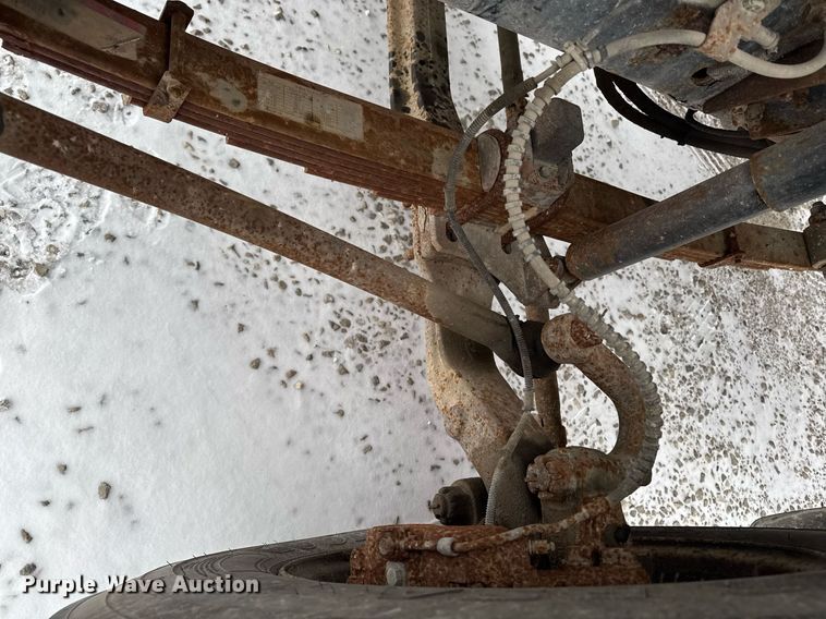 image for item EG7156 2002 Ford F650 Super Duty box truck