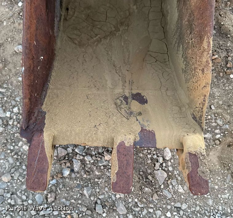 image for item EG7157 (2) backhoe buckets