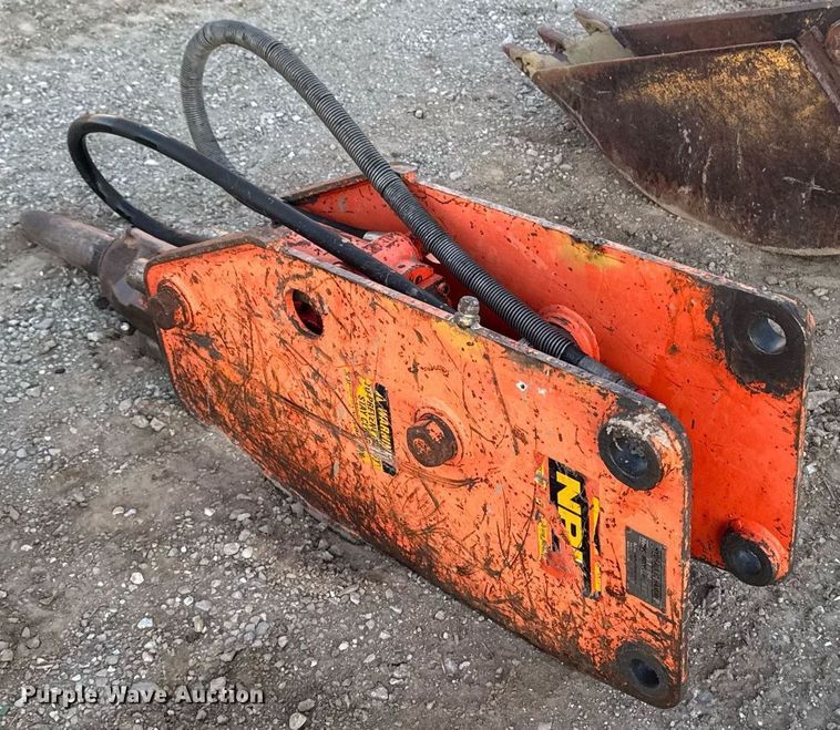 image for item EG7160 (2) NPK Construction Equipment H-4XE breakers