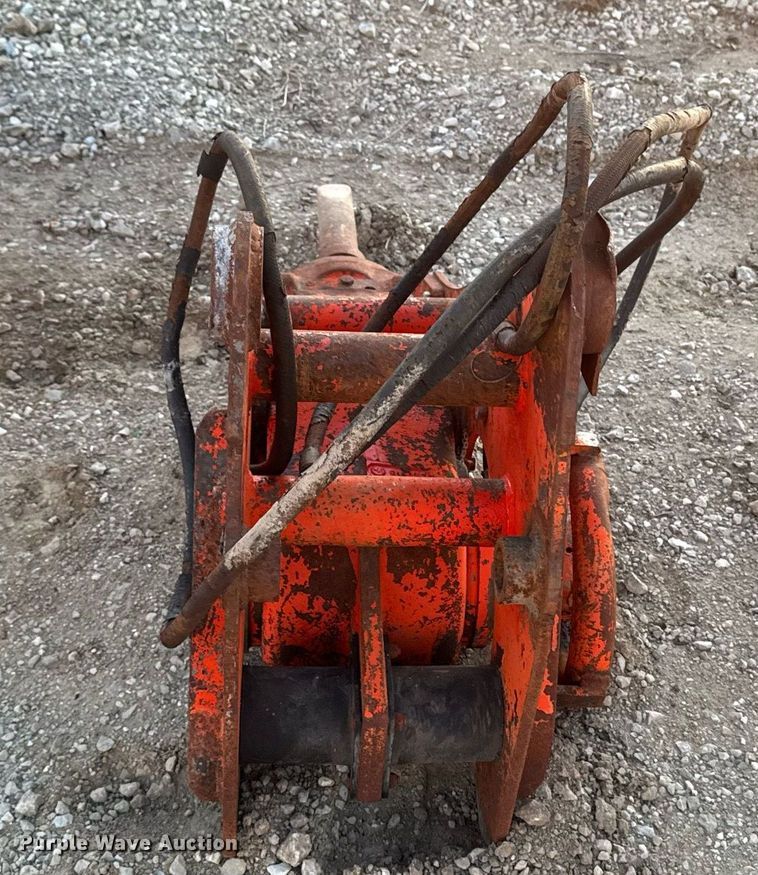 image for item EG7160 (2) NPK Construction Equipment H-4XE breakers