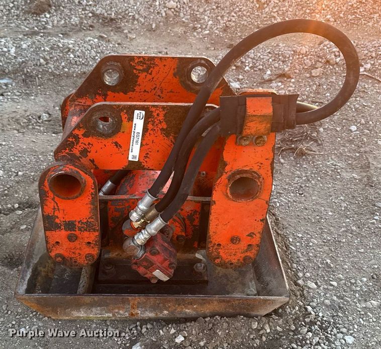 image for item EG7161 HO-PAC plate compactor