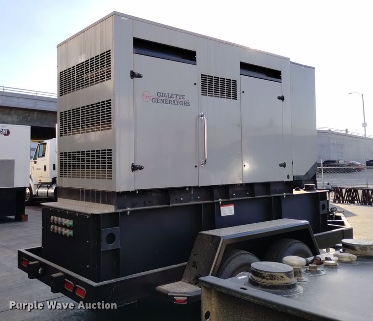 image for item EH0124 2022 Gillette SPJD-2100-3-2-2 generator