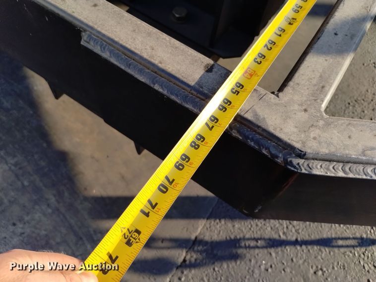 image for item EH0124 2022 Gillette SPJD-2100-3-2-2 generator