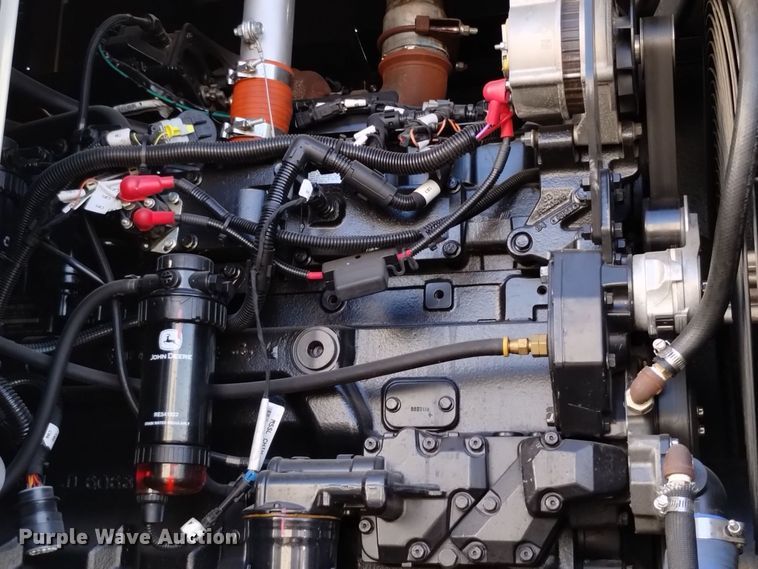 image for item EH0124 2022 Gillette SPJD-2100-3-2-2 generator