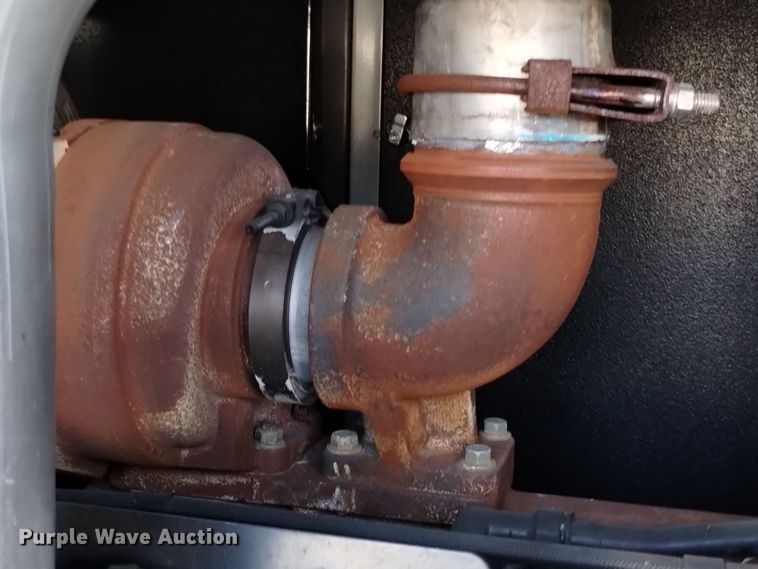 image for item EH0124 2022 Gillette SPJD-2100-3-2-2 generator