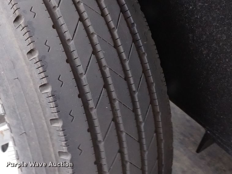 image for item EH0124 2022 Gillette SPJD-2100-3-2-2 generator