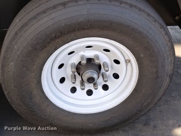 image for item EH0124 2022 Gillette SPJD-2100-3-2-2 generator