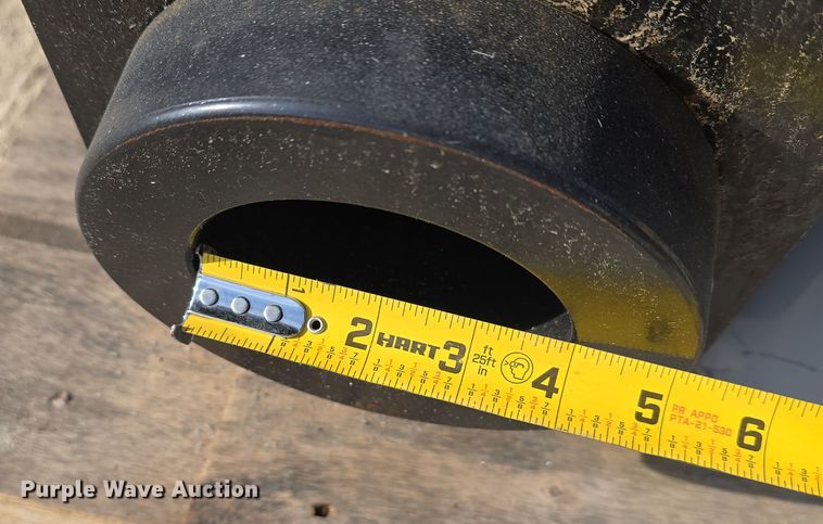 image for item EH8541 2024 Toft 1000 breaker