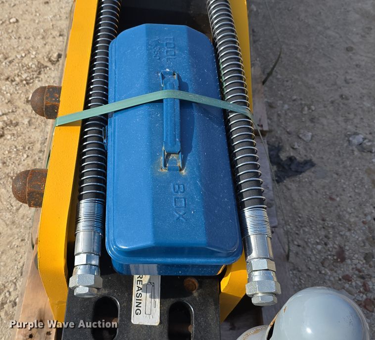 image for item EH8541 2024 Toft 1000 breaker