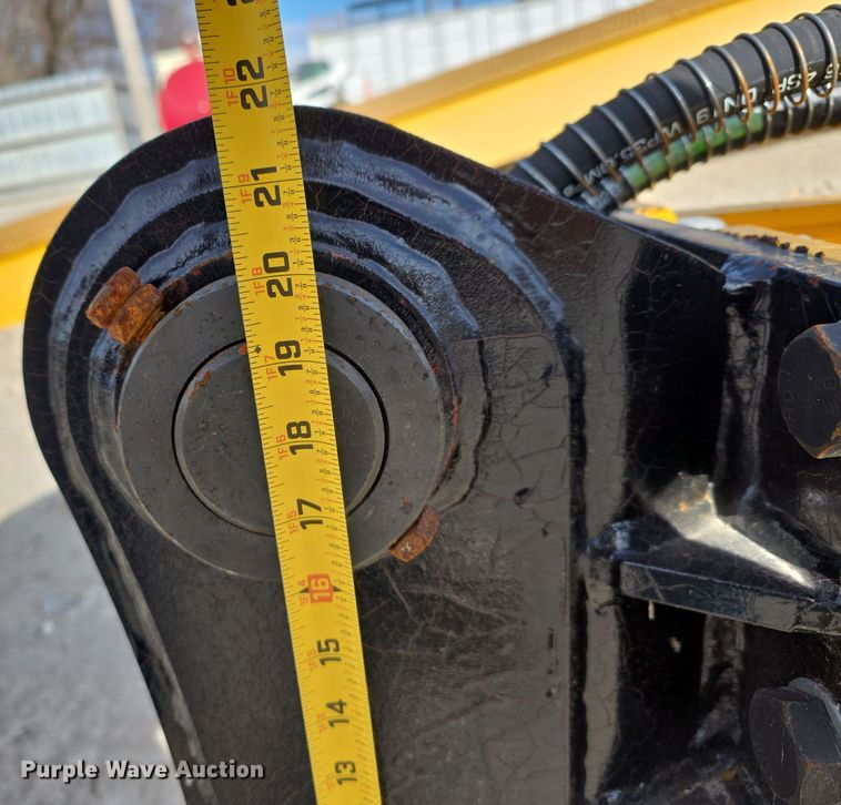 image for item EH8541 2024 Toft 1000 breaker