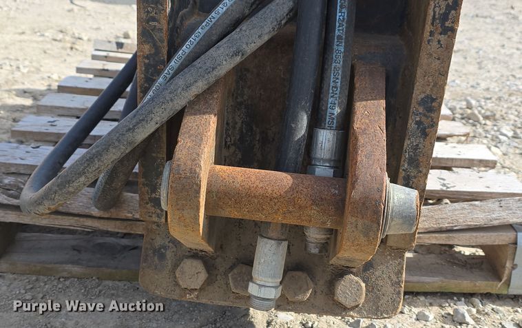 image for item EH8542 Stanley breaker