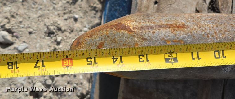 image for item EH8543 2019 Bobcat 1180 breaker