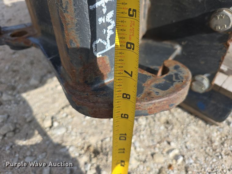 image for item EH8543 2019 Bobcat 1180 breaker