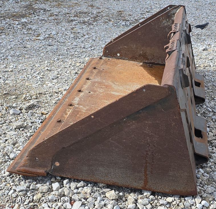 image for item EH8544 (5) skid steer buckets