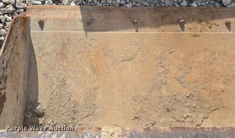 image for item EH8544 (5) skid steer buckets