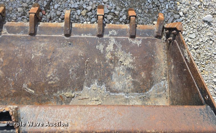 image for item EH8544 (5) skid steer buckets