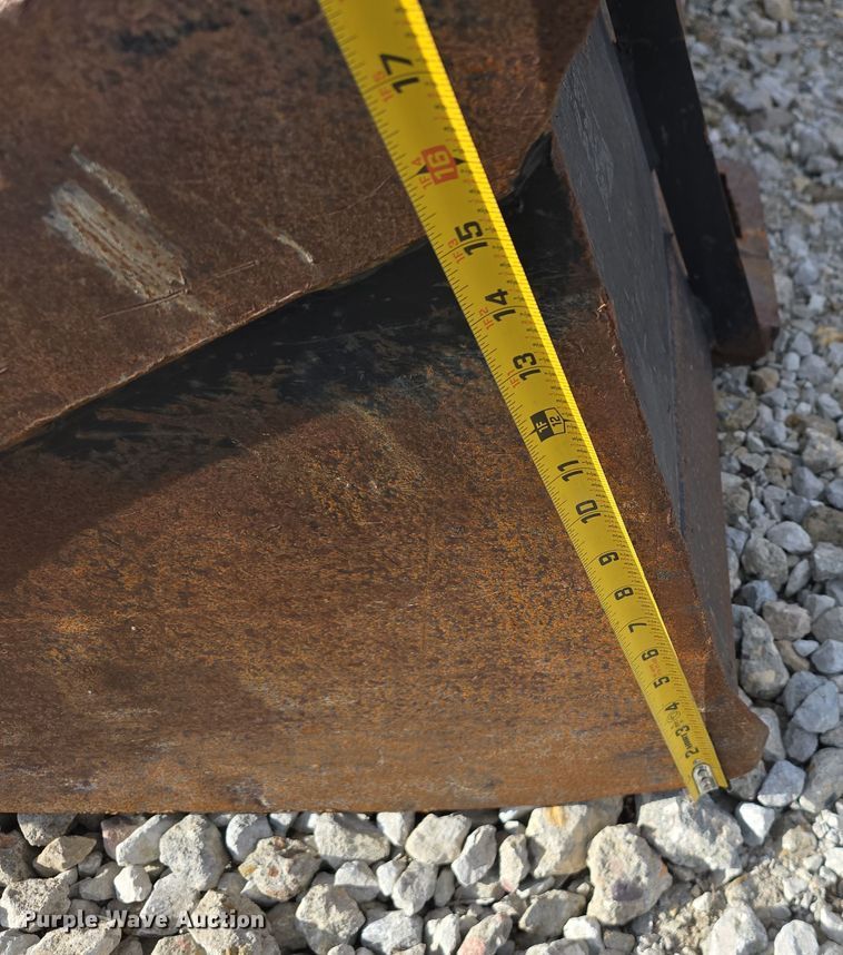 image for item EH8544 (5) skid steer buckets