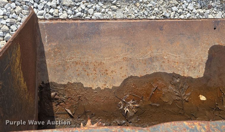 image for item EH8544 (5) skid steer buckets