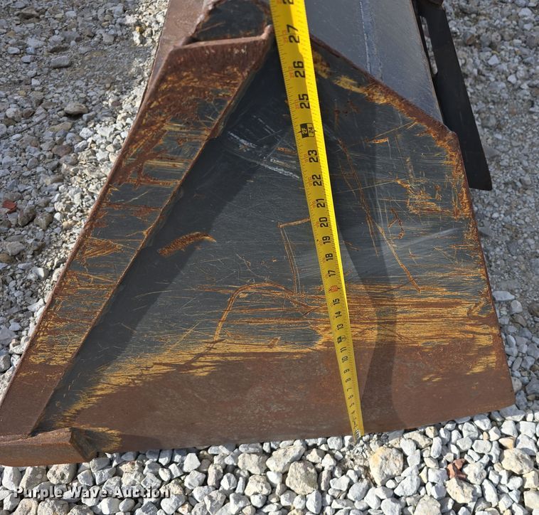 image for item EH8544 (5) skid steer buckets