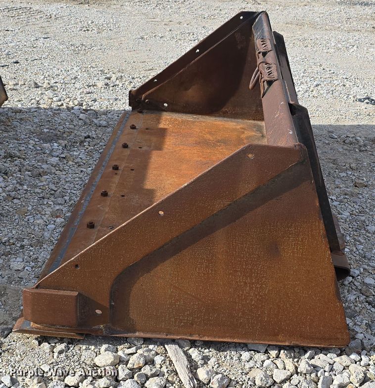 image for item EH8544 (5) skid steer buckets