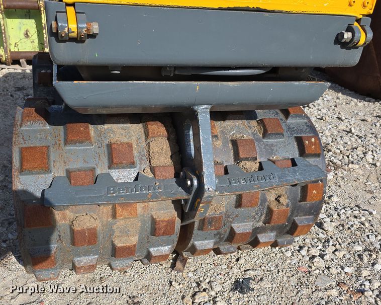 image for item EH8545 Benford BTR851 trench compactor