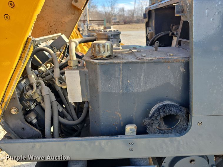 image for item EH8545 Benford BTR851 trench compactor