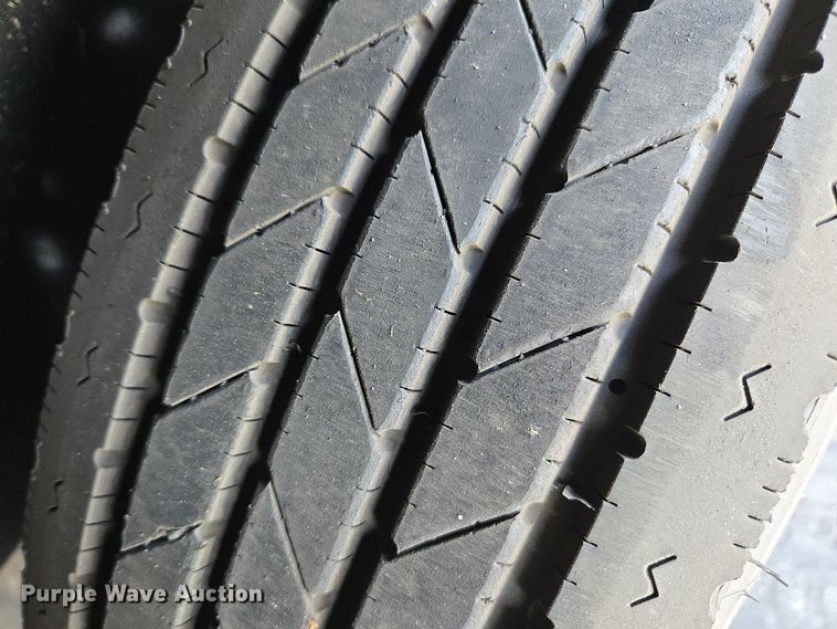 image for item EI4151 2023 Gillette SPJD-2100-3-2-2 generator