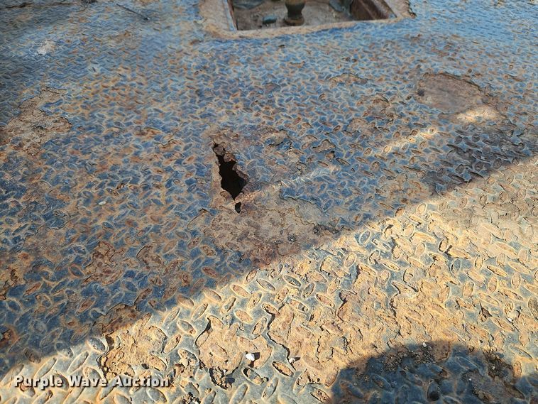 image for item EI8809 2016 Dodge Ram 5500HD Crew Cab flatbed truck