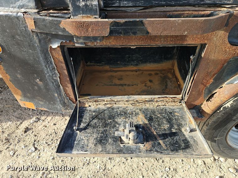 image for item EI8809 2016 Dodge Ram 5500HD Crew Cab flatbed truck