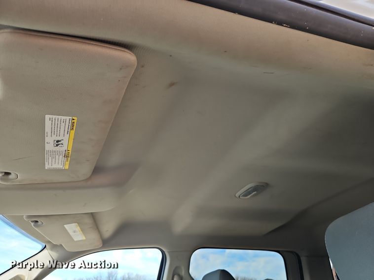 image for item EI8809 2016 Dodge Ram 5500HD Crew Cab flatbed truck