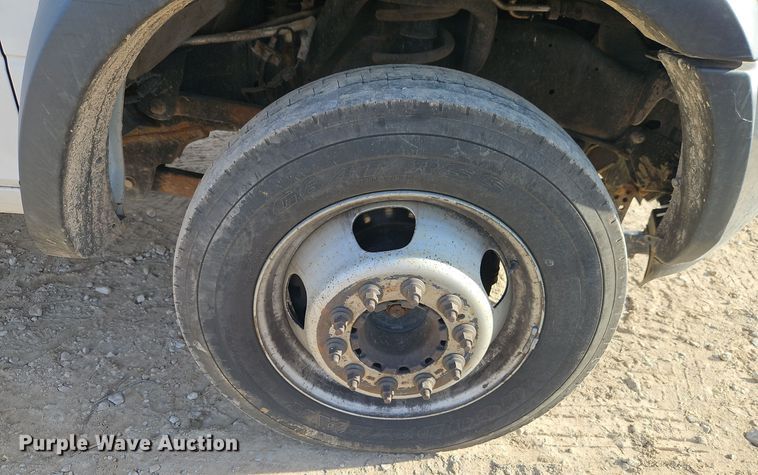 image for item EI8809 2016 Dodge Ram 5500HD Crew Cab flatbed truck