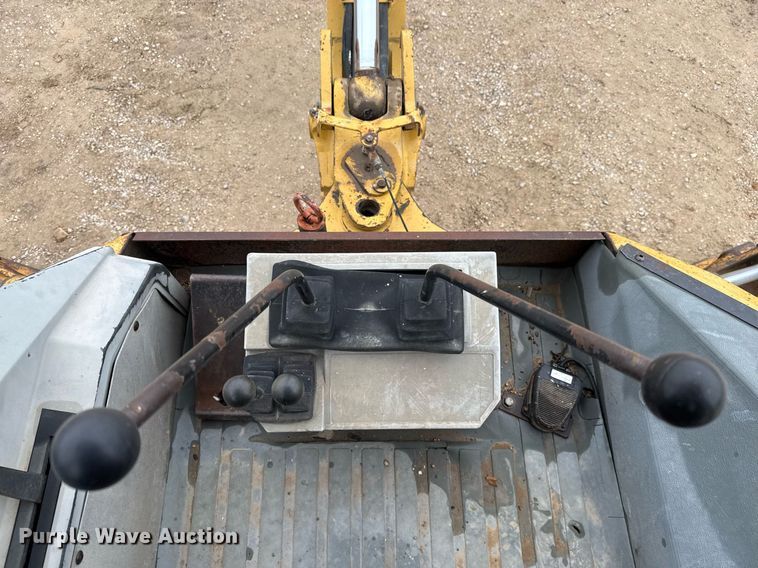 image for item EJ3334 1996 Caterpillar 426B backhoe