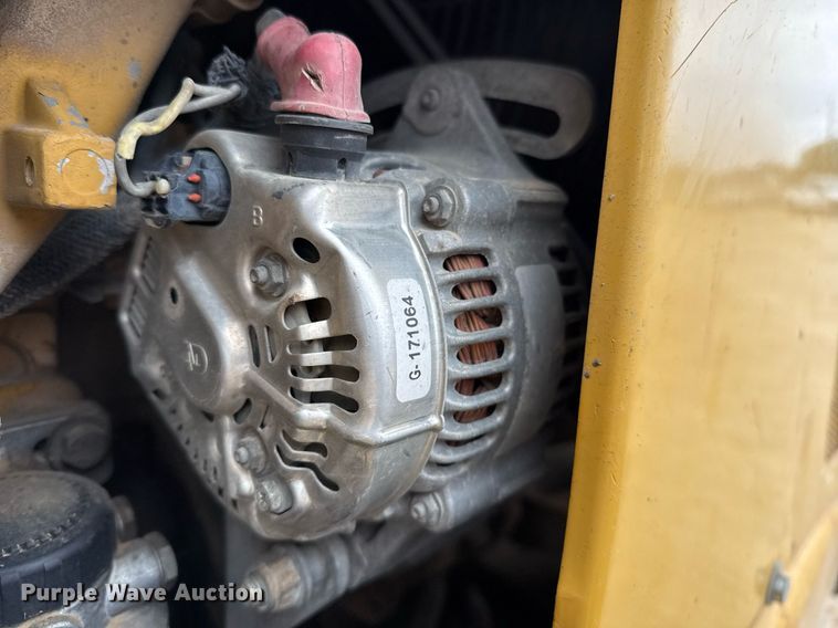 image for item EJ3334 1996 Caterpillar 426B backhoe