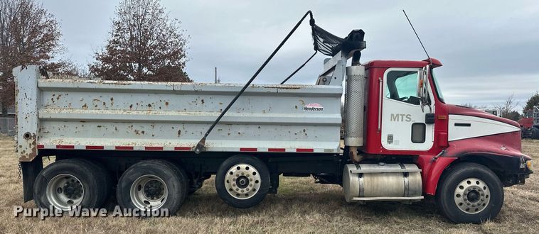 image for item EJ5263 2007 International 9200i SBA 6X4 dump truck