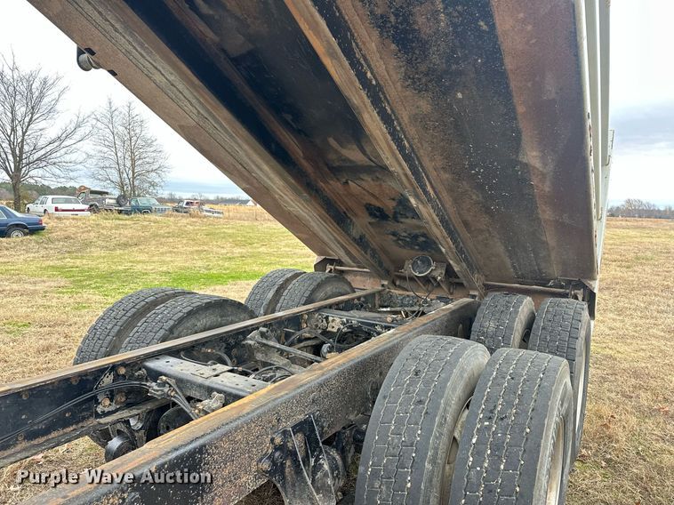 image for item EJ5263 2007 International 9200i SBA 6X4 dump truck