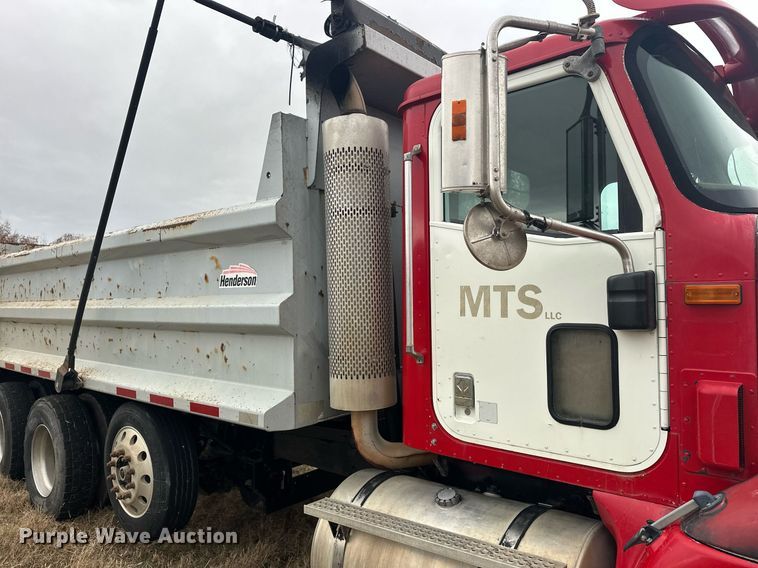 image for item EJ5263 2007 International 9200i SBA 6X4 dump truck