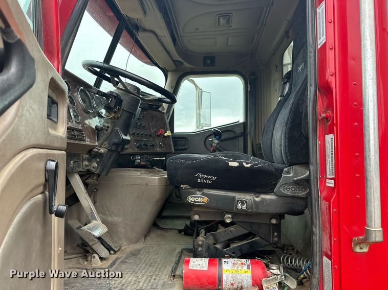 image for item EJ5263 2007 International 9200i SBA 6X4 dump truck