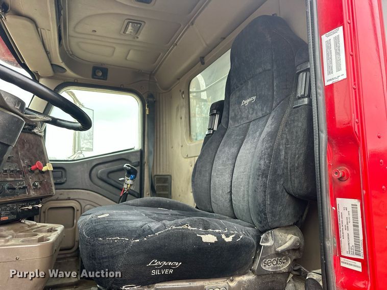 image for item EJ5263 2007 International 9200i SBA 6X4 dump truck