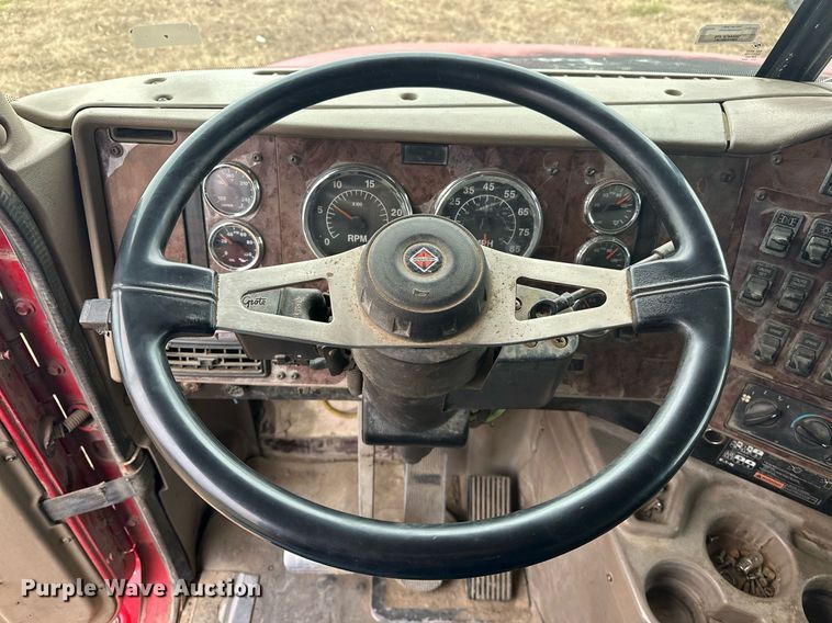 image for item EJ5263 2007 International 9200i SBA 6X4 dump truck