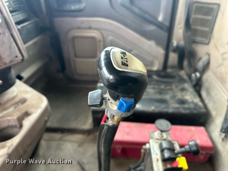 image for item EJ5263 2007 International 9200i SBA 6X4 dump truck