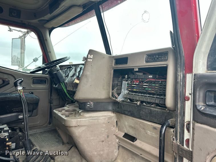 image for item EJ5263 2007 International 9200i SBA 6X4 dump truck