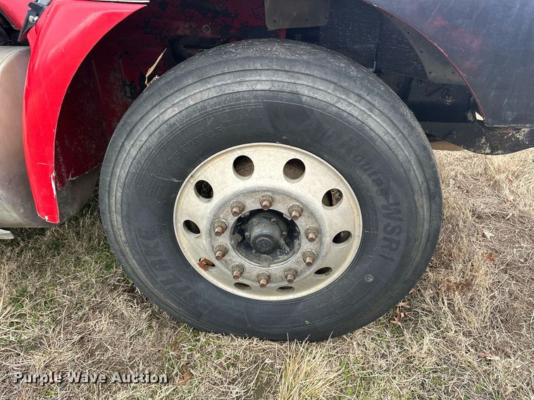 image for item EJ5263 2007 International 9200i SBA 6X4 dump truck