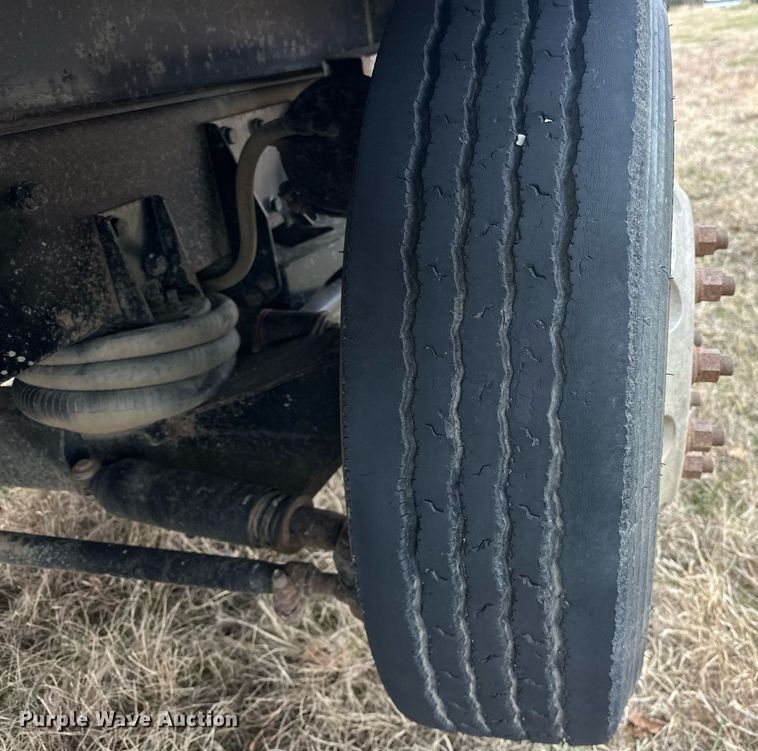 image for item EJ5263 2007 International 9200i SBA 6X4 dump truck