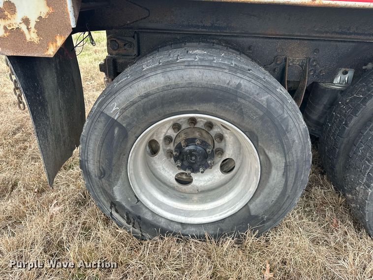 image for item EJ5263 2007 International 9200i SBA 6X4 dump truck