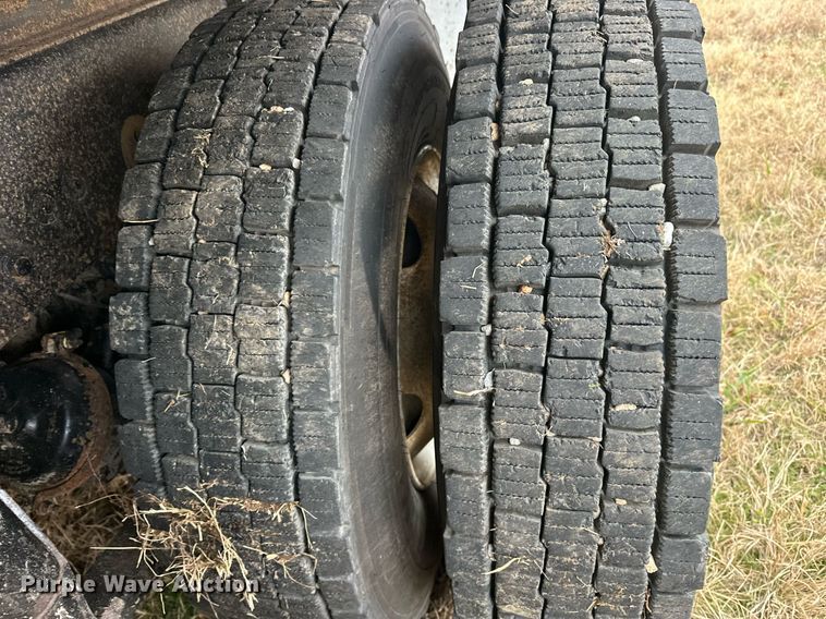 image for item EJ5263 2007 International 9200i SBA 6X4 dump truck