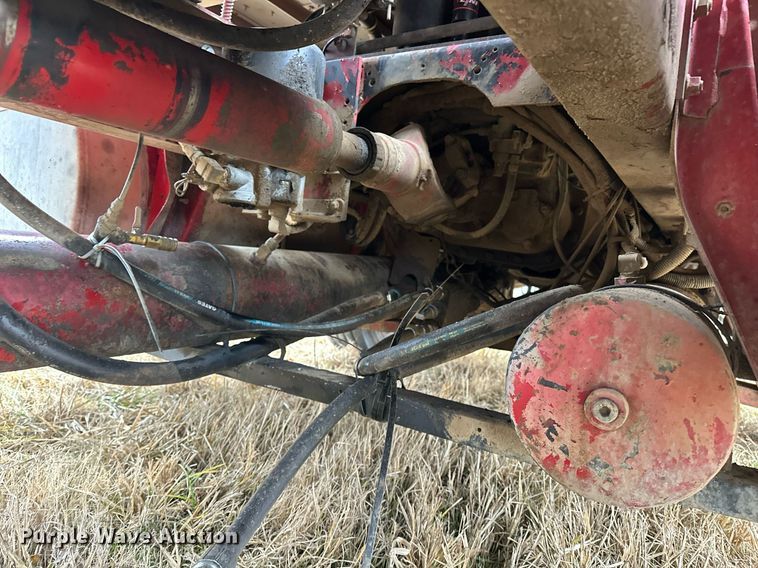 image for item EJ5264 1997 International 9200  dump truck