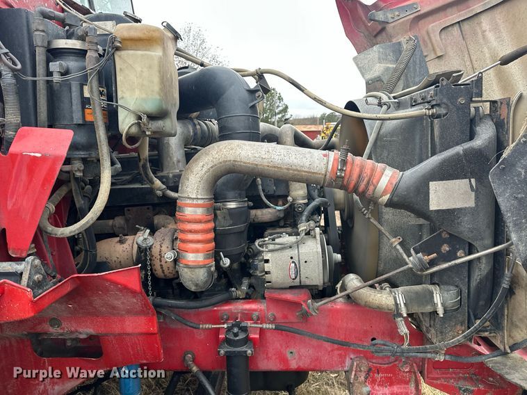 image for item EJ5264 1997 International 9200  dump truck