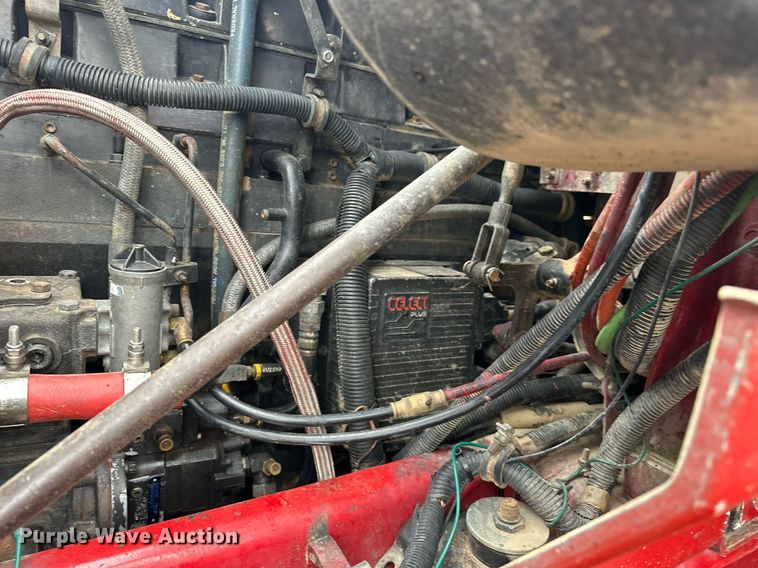 image for item EJ5264 1997 International 9200  dump truck