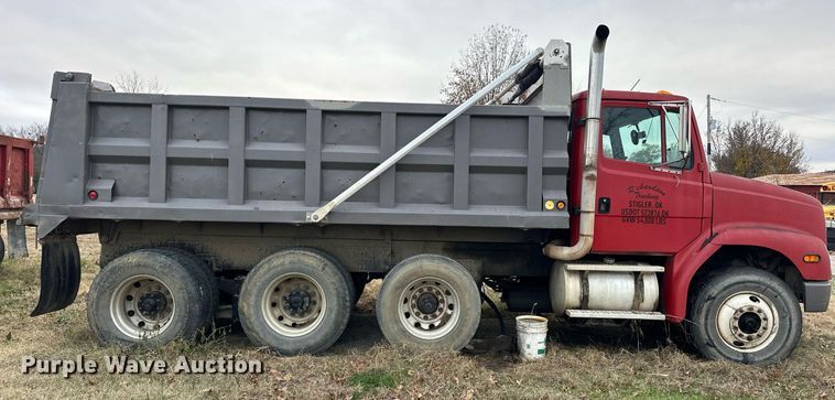 image for item EJ5266 1999 Freightliner FL112 dump truck