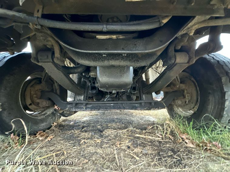 image for item EJ5266 1999 Freightliner FL112 dump truck